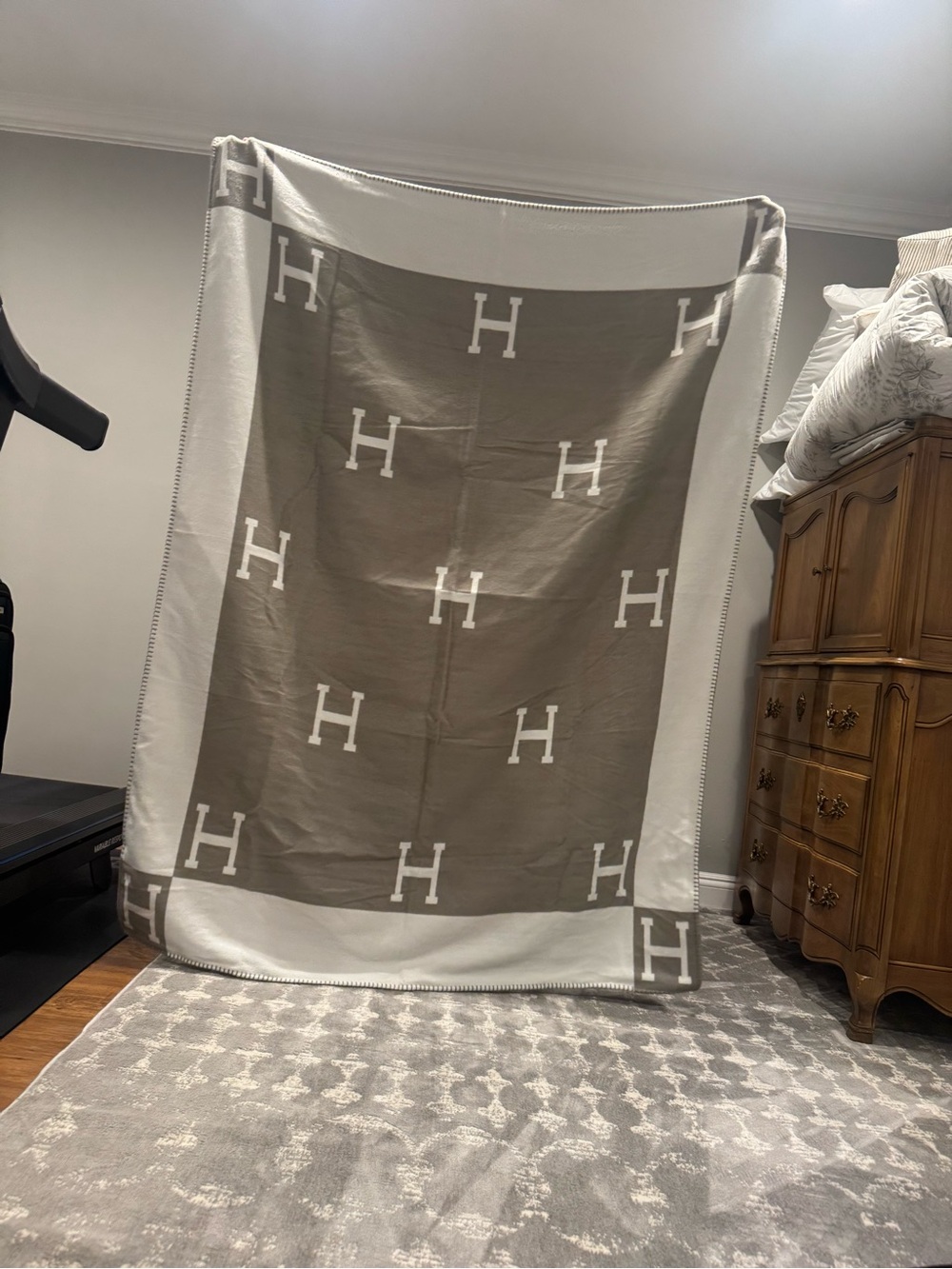Hermes style throw blanket
